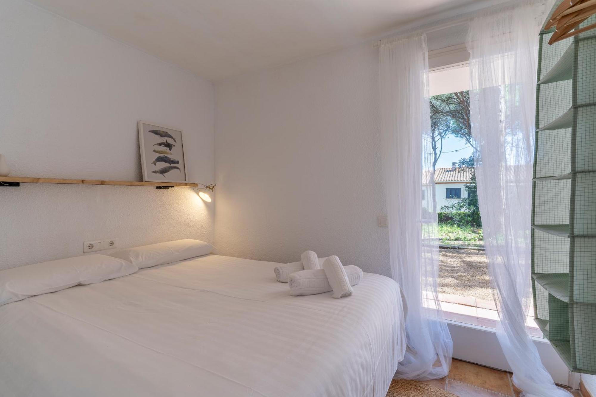 Apartamentos Casa Marea Calella Palafrugell Con Parking 卡莱利亚德帕拉弗鲁赫尔 外观 照片