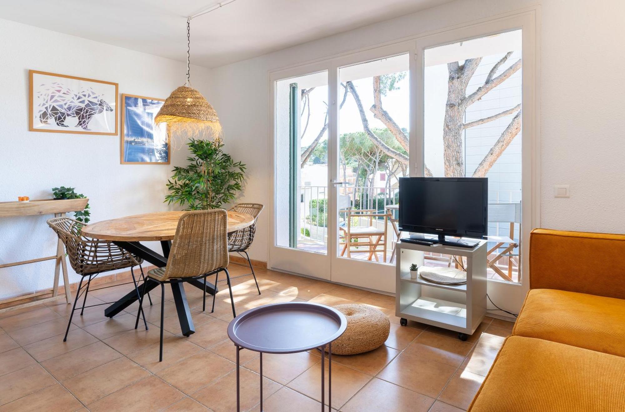 Apartamentos Casa Marea Calella Palafrugell Con Parking 卡莱利亚德帕拉弗鲁赫尔 外观 照片