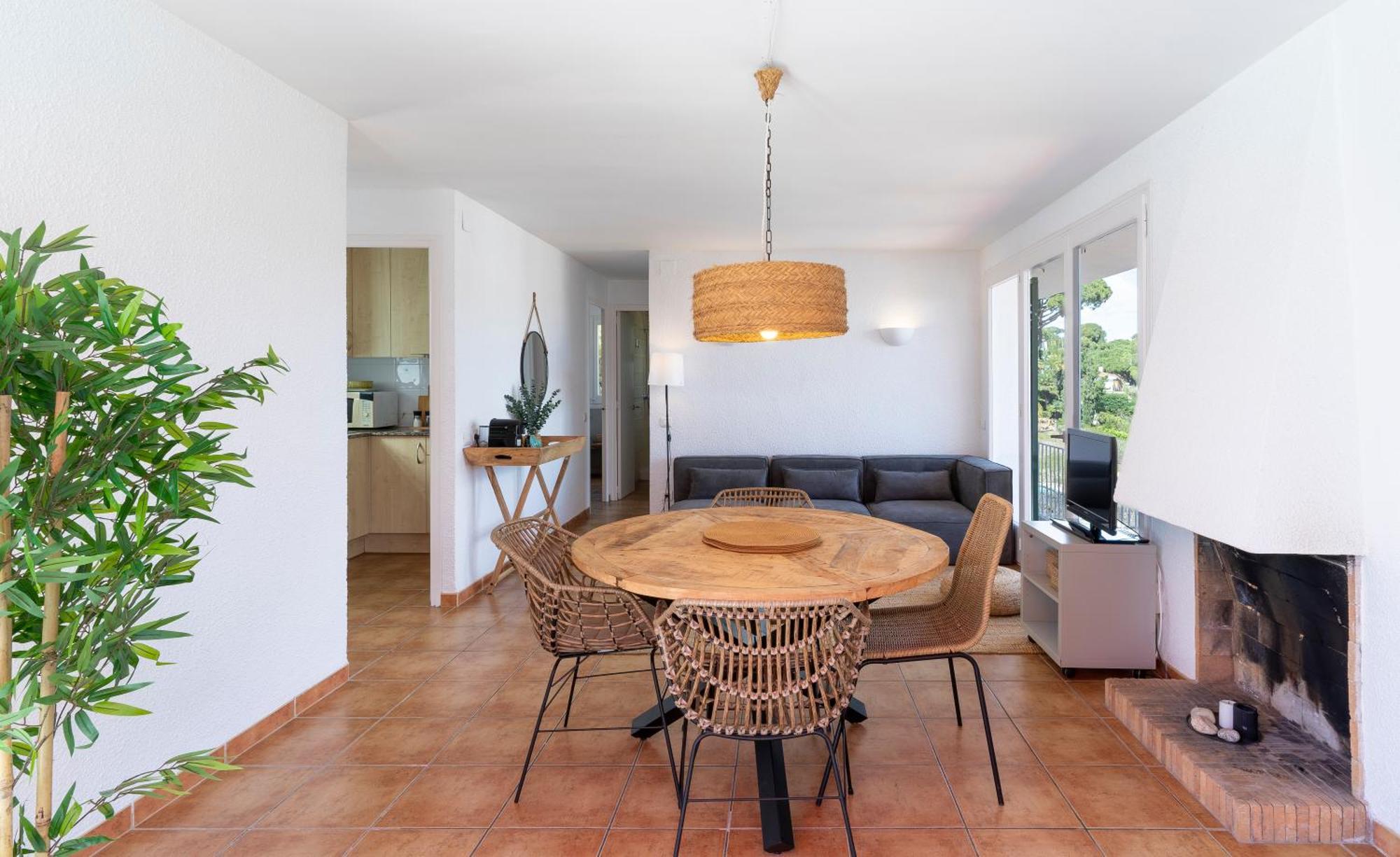 Apartamentos Casa Marea Calella Palafrugell Con Parking 卡莱利亚德帕拉弗鲁赫尔 外观 照片